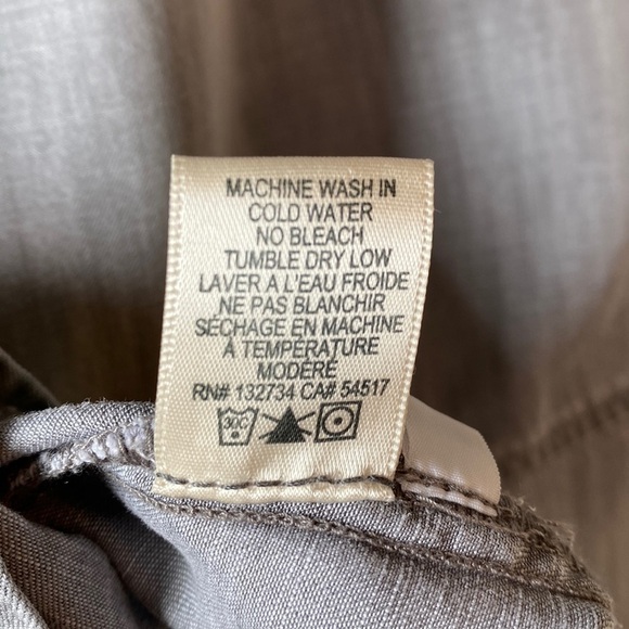 bella dahl Long Sleeve Button Down Grey Distressed Shirt Size XS - Picture 16 of 16